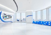 Asahi Kasei Microdevices Holds IEEE Milestone Commemoration Ceremony in Nobeoka IEEE Milestone Commemoration Ceremony